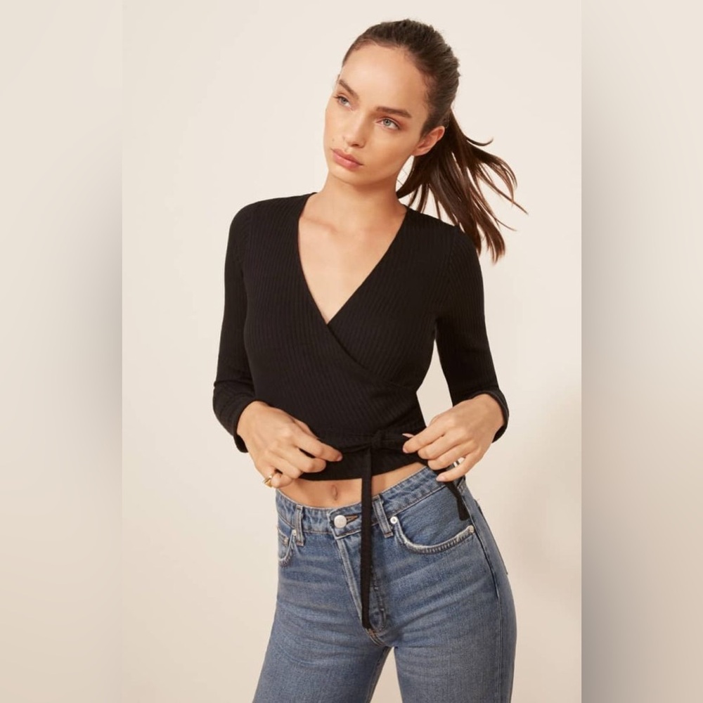 NWT Reformation Petalo Wrap Crop Top